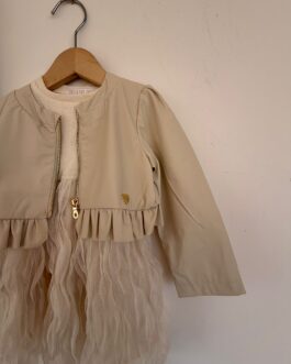 VESTITO IN TULLE E COPRISPALLE IN ECOPELLE CON VOLANT